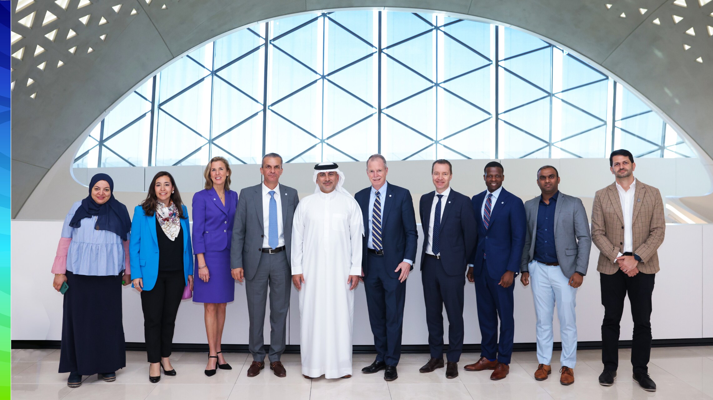 Read more about the article BEEAH Properties — Pioneering Sustainable Urban Development and Smart Living in the UAE