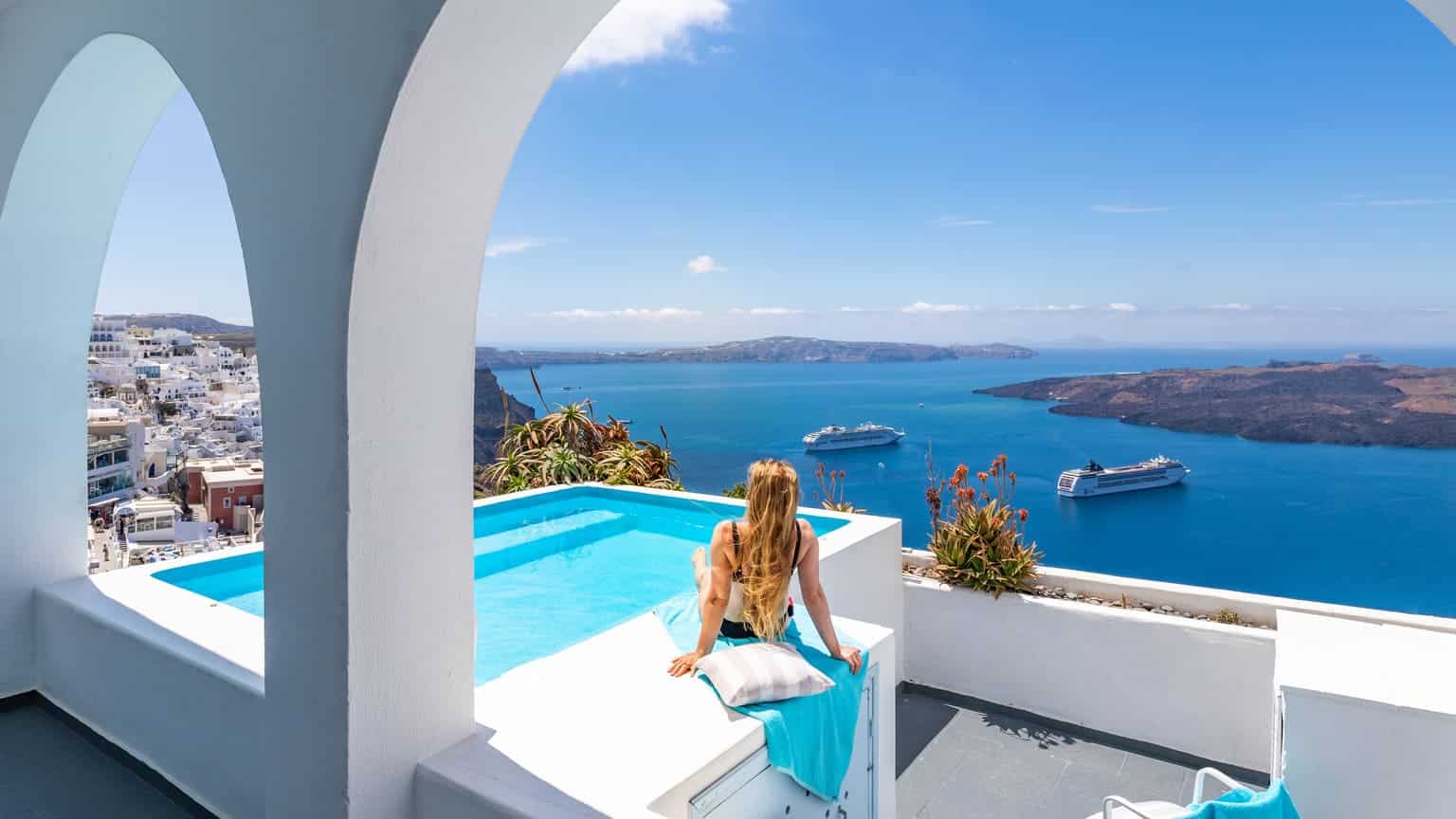 Read more about the article Real Estate in Greece: Your Complete Guide to Buying Property and Investing in Greece