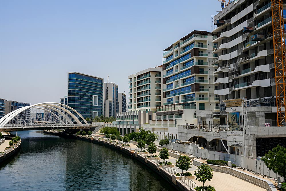 Al Raha Beach in 2026: Property Prices, ROI, Location & Investment Guide for UAE Residents